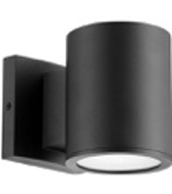Luminaria tipo aplique de exterior de LED integrado 6W, CCT 3000-5000K, 400lm. No dimeable. Wet Location